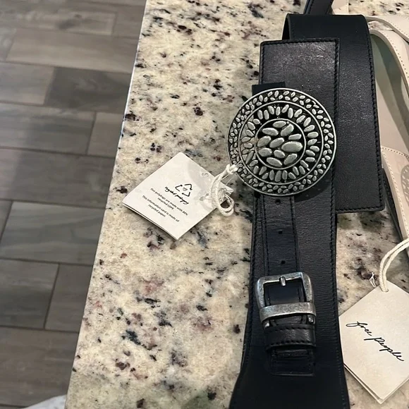 Free People Black Leather Belt with Silver Buckles NWOTM/L